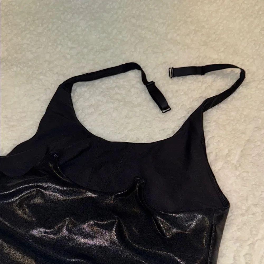 Black Shiny Work Out Top - Picture 6 of 7